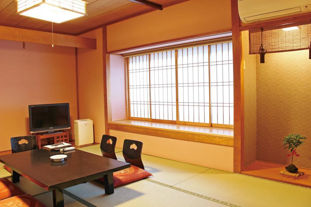 Ajiro Kanko Hotel Atami  Exterior photo